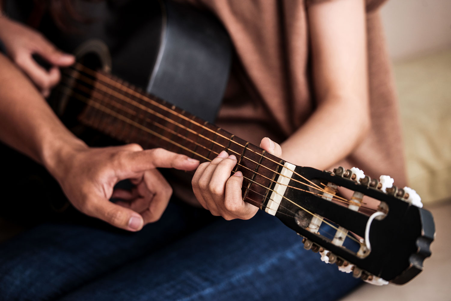 Guitar & Bass Guitar